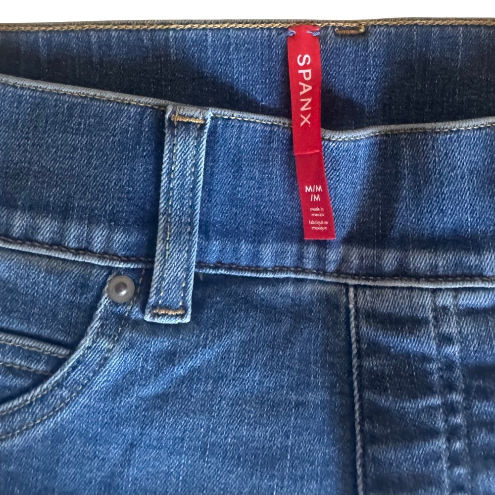 SPANXshape™ EveryWear
Seamed-Front Wide Leg Jeans NWOT